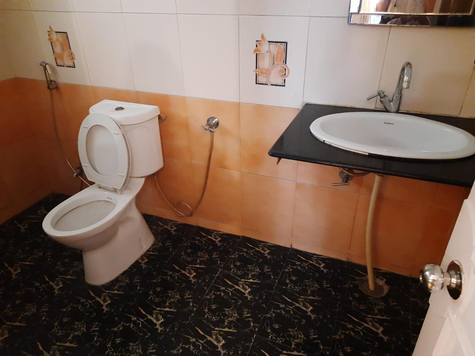 Hotel Gunrock Manor Secundurabad Esterno foto