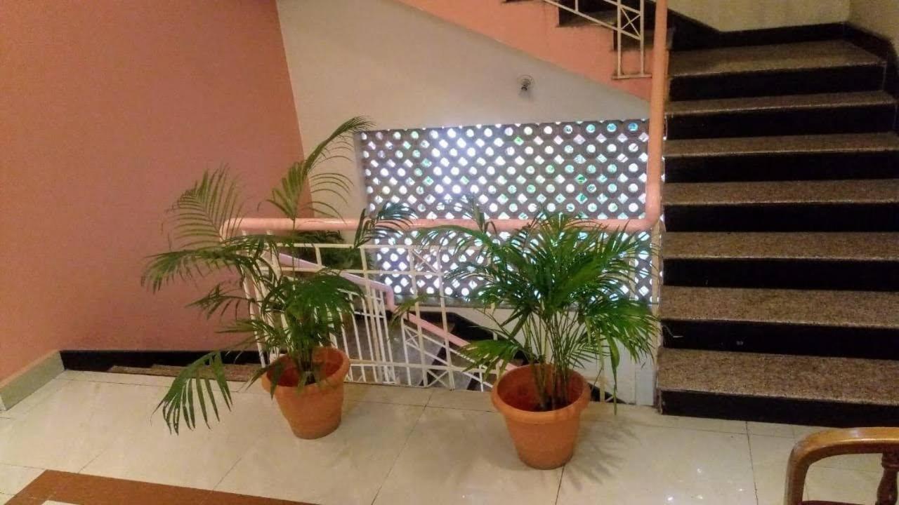 Hotel Gunrock Manor Secundurabad Esterno foto